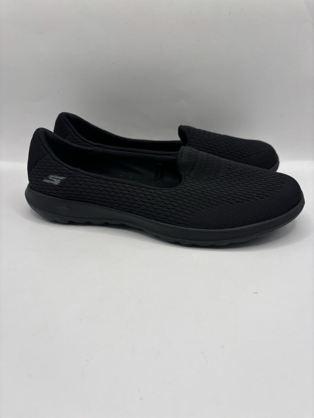 Skechers Go Walk Lite Black Slip On Flats Women Size 7